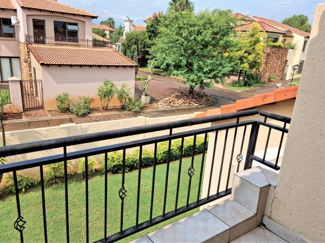 To Let 4 Bedroom Property for Rent in Melodie North West